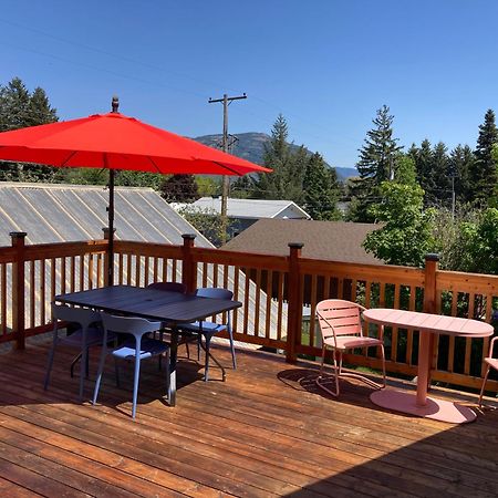 Victorian Guest Getaway-20Mins To Glacier National Park-10Mins To Airport! Columbia Falls Extérieur photo